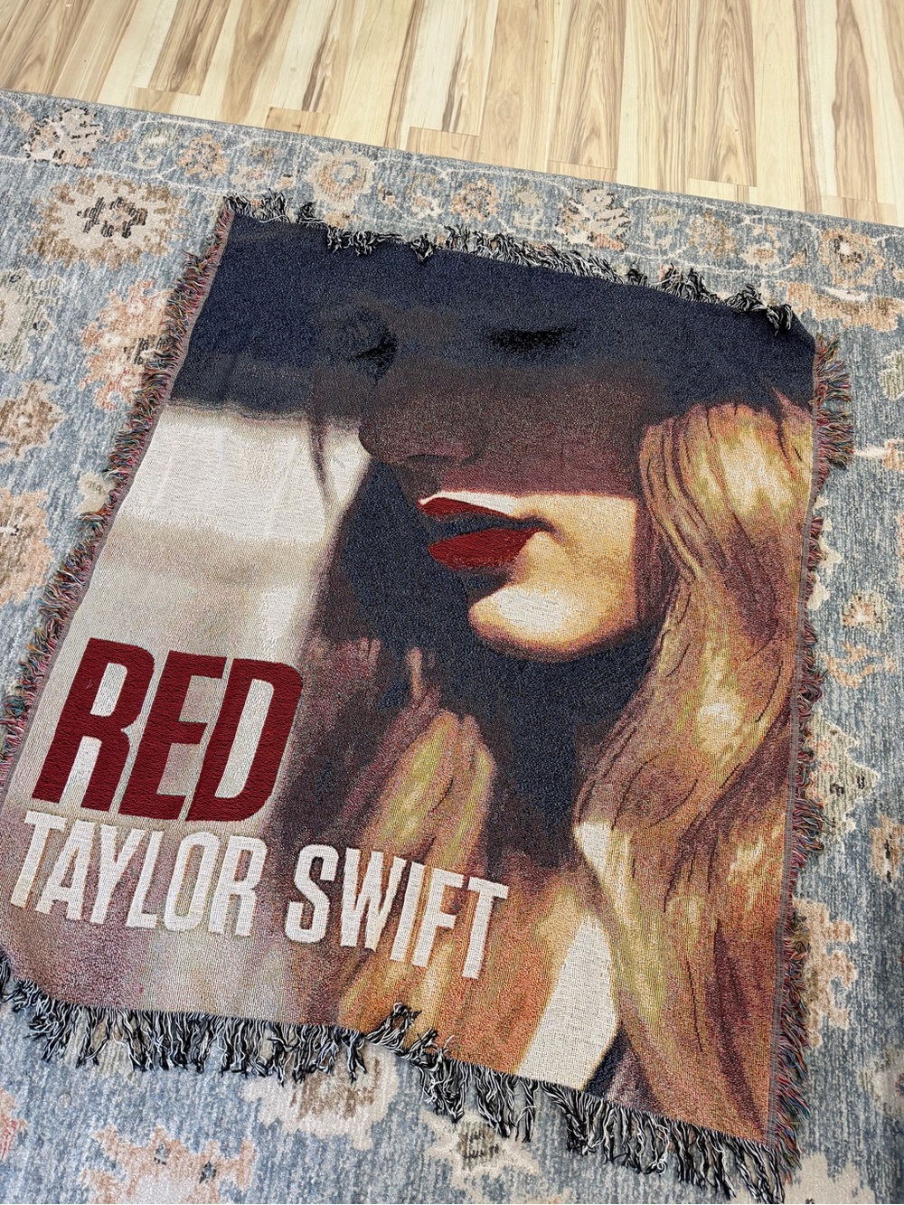 Taylor Swift Red Tapestry Blanket 60x50